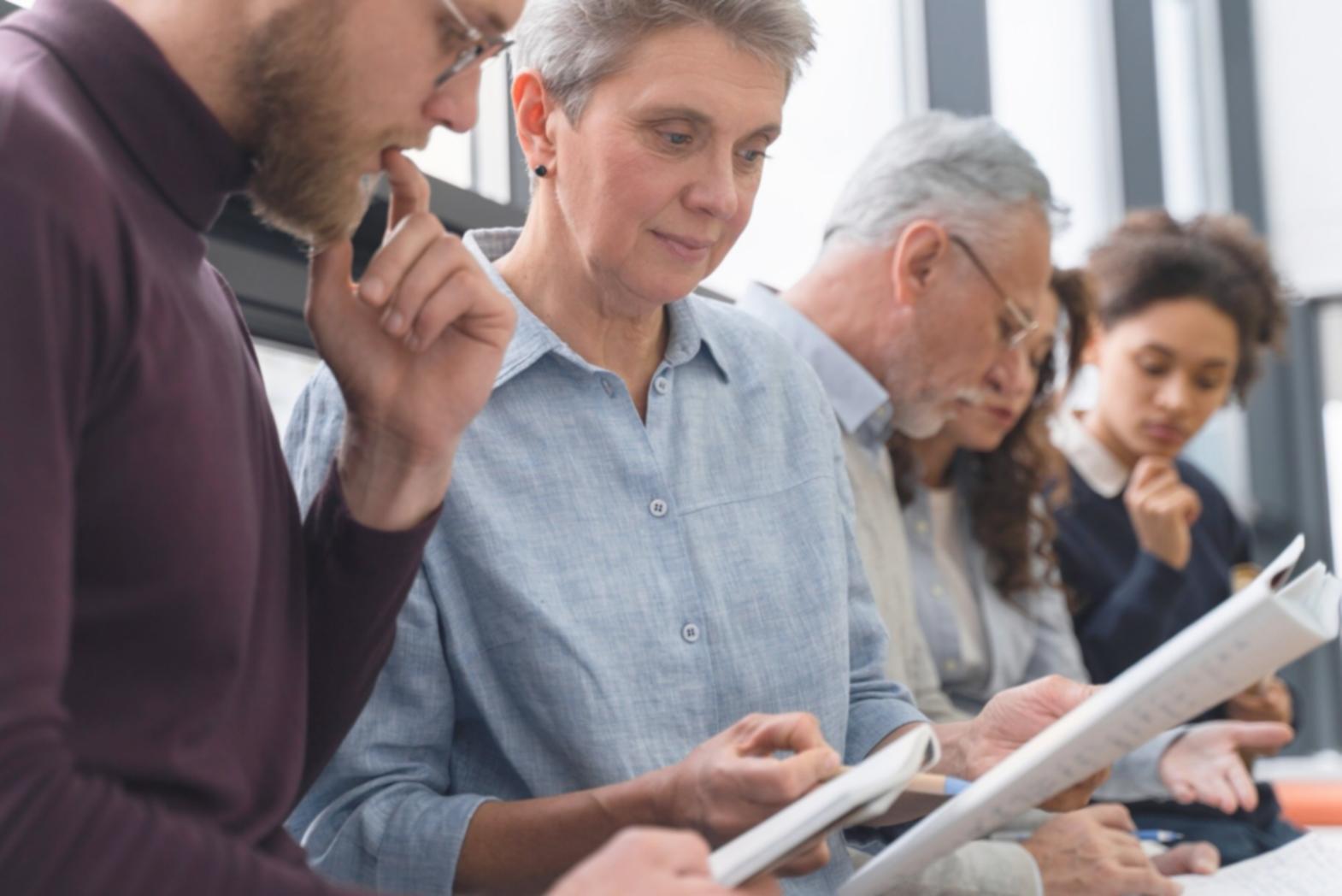 Consultation stratégie d'épargne en cours